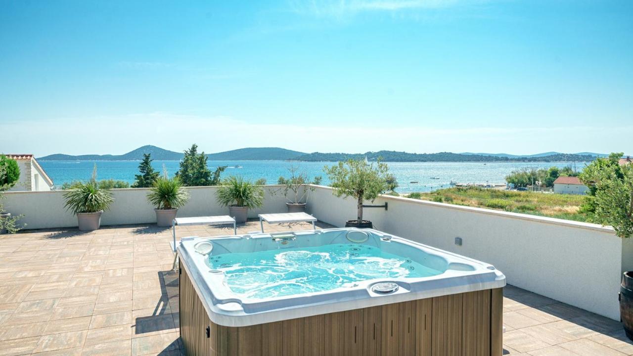 Apartments Luka Водице Екстериор снимка