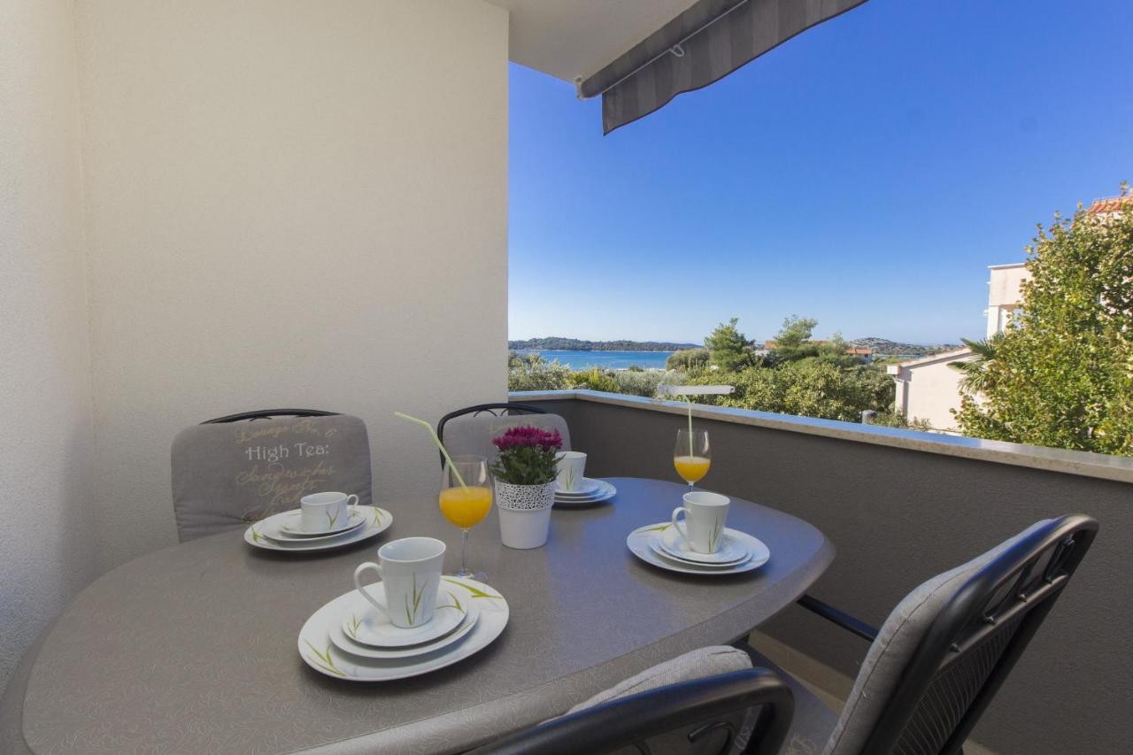 Apartments Luka Водице Екстериор снимка