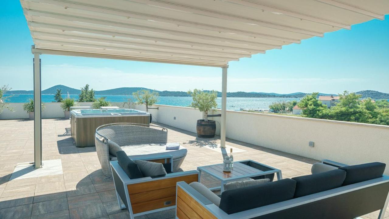 Apartments Luka Водице Екстериор снимка