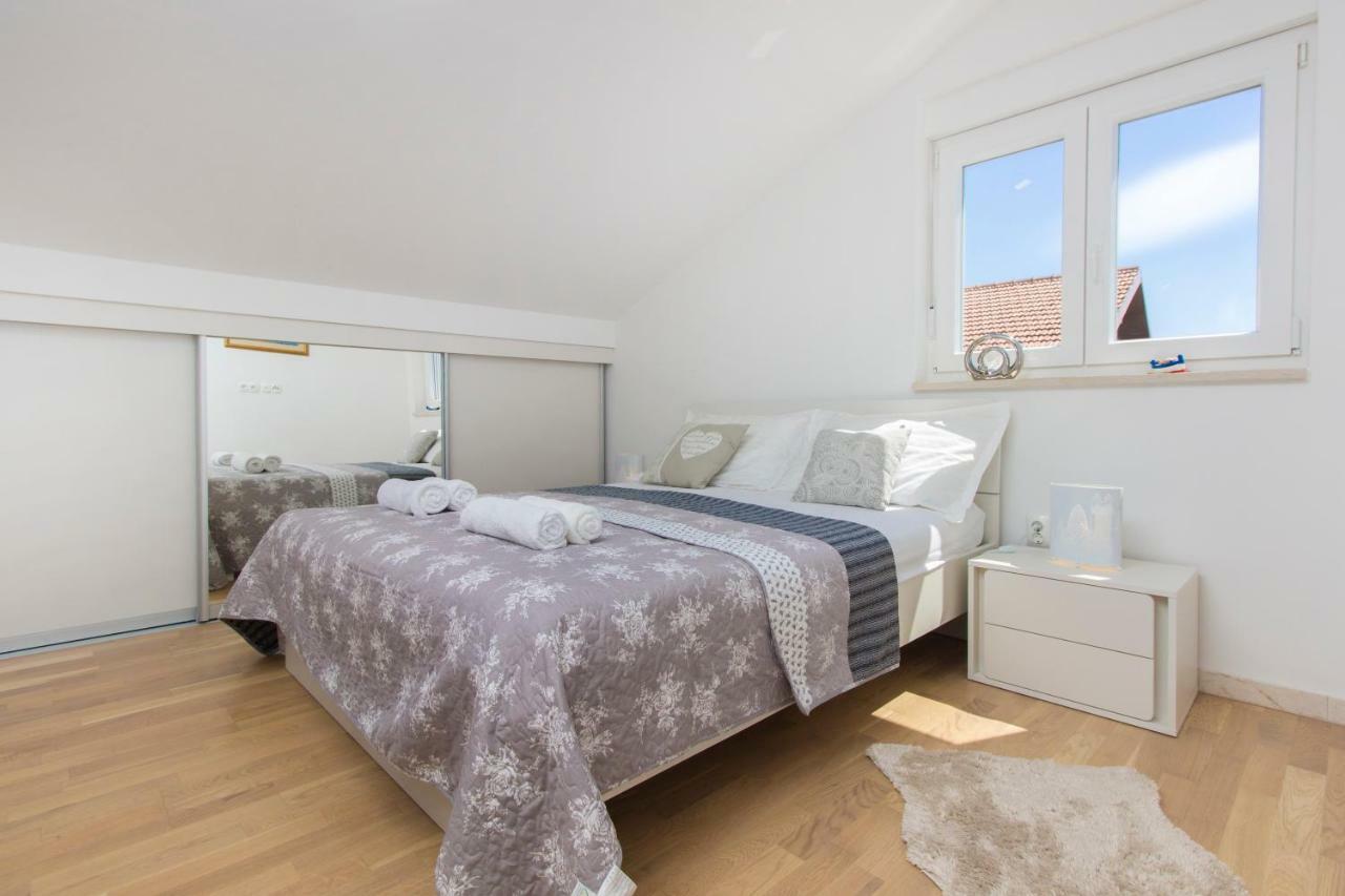 Apartments Luka Водице Екстериор снимка