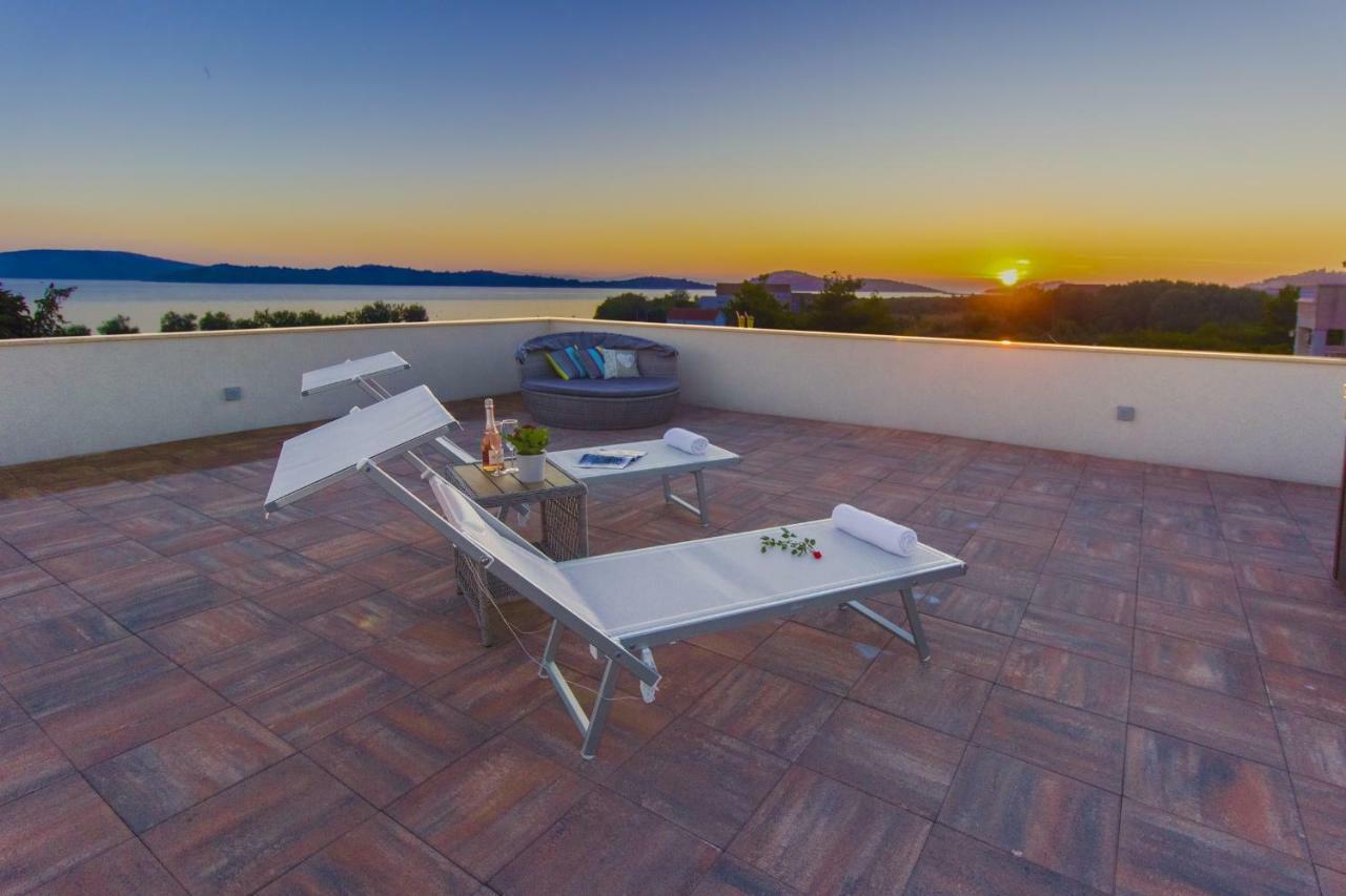 Apartments Luka Водице Екстериор снимка